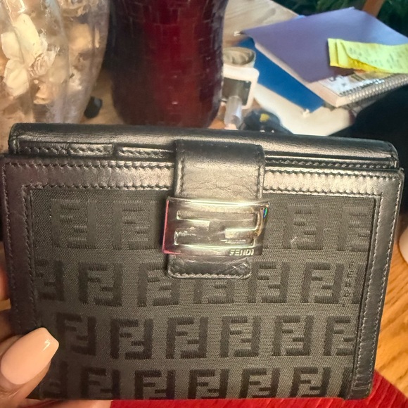 Fendi Black Bifold Wallet with Logo Embossing - Picture 1 of 5